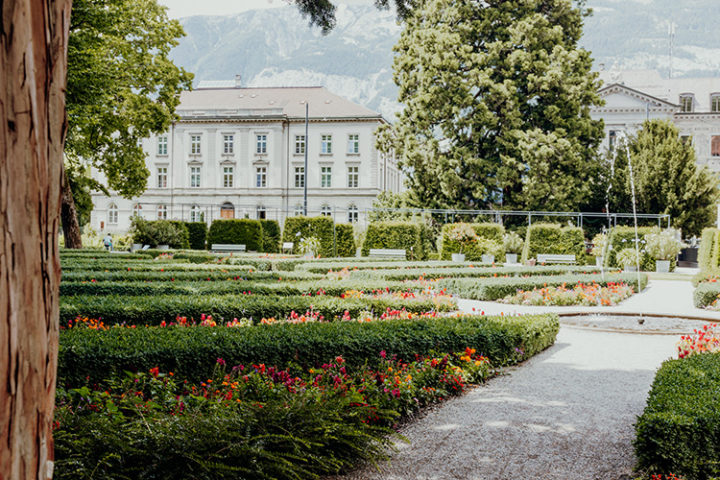 Mache einen Spaziergang durch den Fontanapark Chur