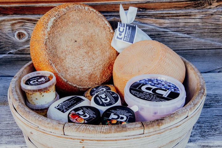 Cascharia Che Chaschöl Tschlin Engadin Graubünden