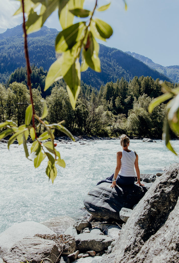Besuche Susch, das Dorf am Fusse des Flüelapasses