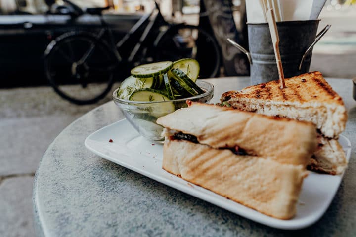 Cafés & Restaurants in Berlin – An einem Sonntag im August