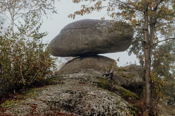 der Schwammerlstein, ein Wackelstein aus Weinsberger Granit im Mühlviertel