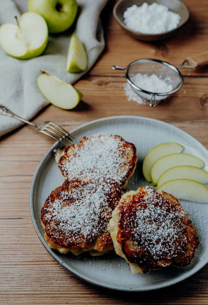 Racuchy – Rezept für Polnische Apfel-Pfannkuchen