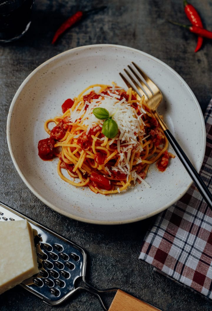 Spaghetti all'amatriciana – Das Original Rezept aus Amatrice in Latium