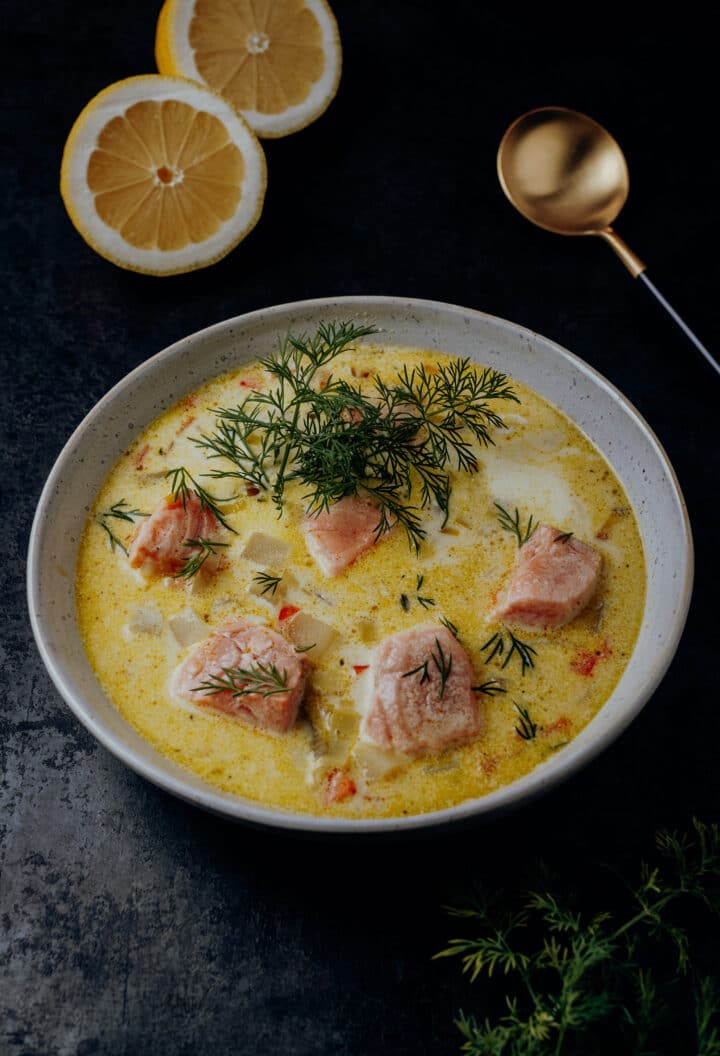 Lohikeitto – Finnische Lachssuppe