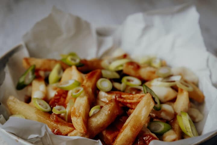 Poutine – Rezept für das kanadische Nationalgericht 