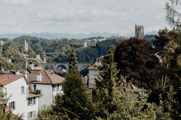 Die Stadtmauern und Befestigungen von Fribourg