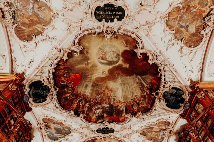 Die Stiftsbibliothek in St. Gallen