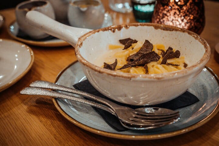 Abendessen im Heimatrestaurant « dahoim »