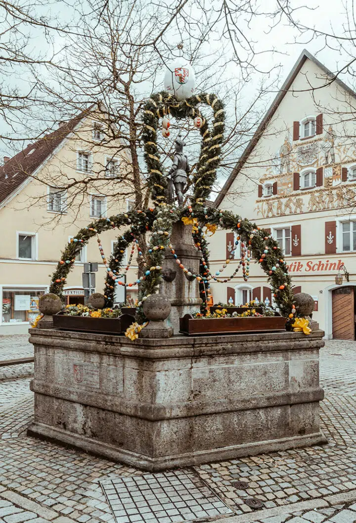 Osterbrunnen in Gräfenberg