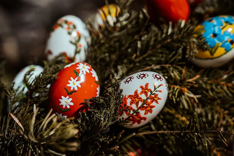 Osterbrunnen in Kleingesee