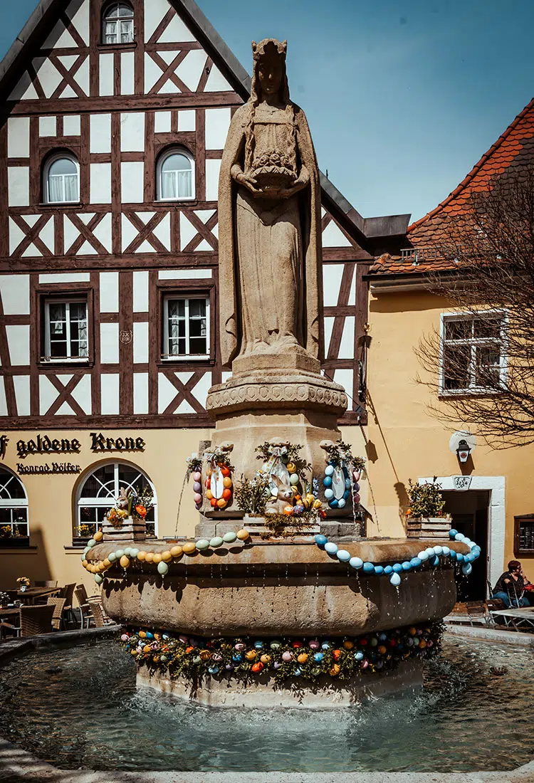 Osterbrunnen in Pottenstein