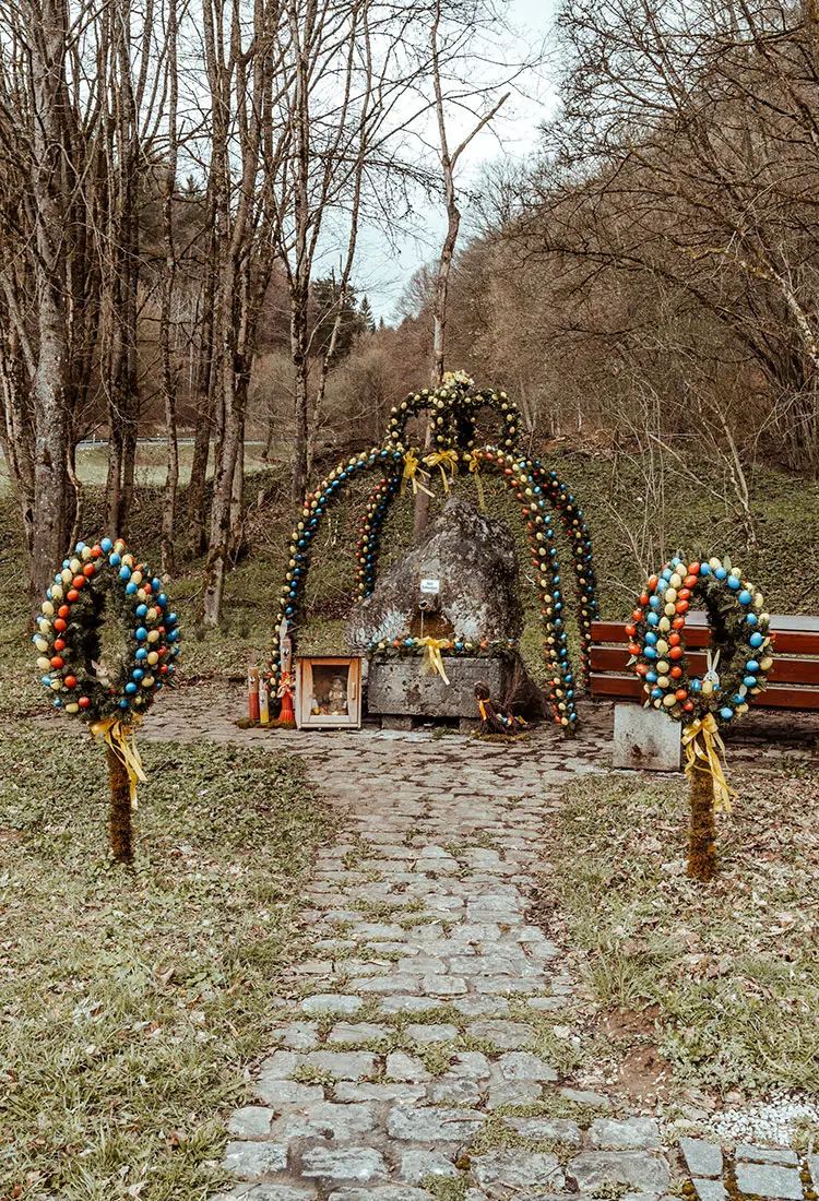 Osterbrunnen in Obertrubach