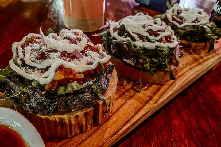 Essen im Bartola, Campeche, Mexiko