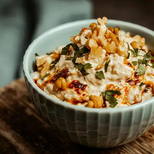 Tscherkessisches Huhn – Rezept für türkischen Geflügelsalat