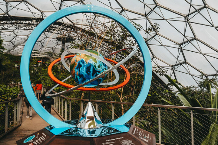 Regenwaldbiom im Eden Project, England